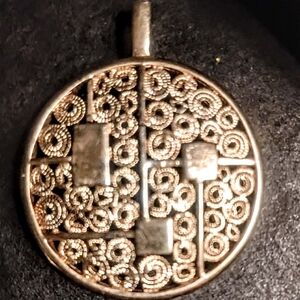 Sarah Coventry Gold Filigree Circle Pendant